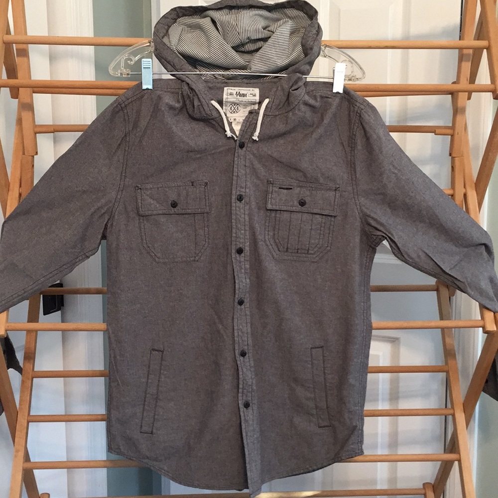 (01) 44MM Cotton chambray hooded shirt
